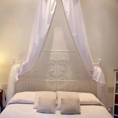 Bed & Breakfast Dimora Nobiliare 4*